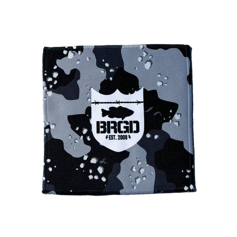 LAKE CAMO MINI TOWEL